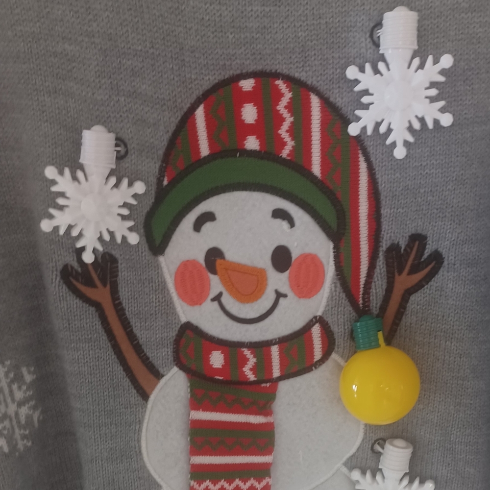 Festive Snowman Sweater with Snowflakes XL NEEDS BATTERY